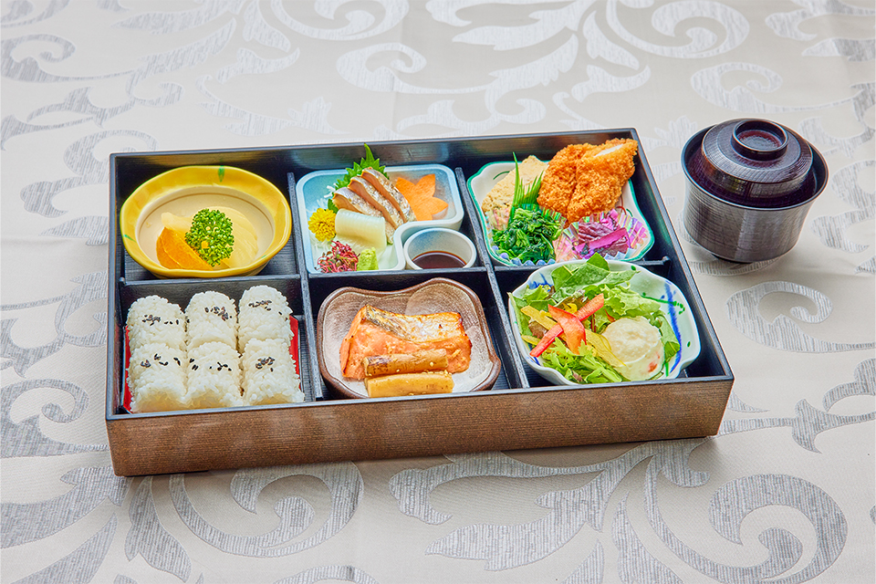 幕の内弁当(季節のお魚料理)